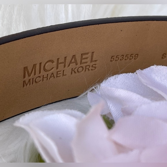 Michael Kors Women's Vanilla Faux Leather Belt - Picture 10 of 11